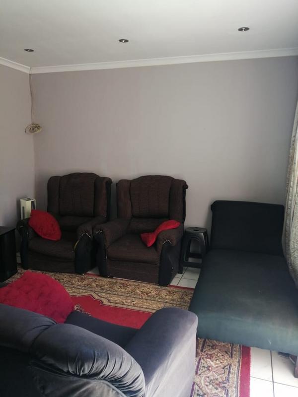 2 Bedroom Property for Sale in Khaya Western Cape